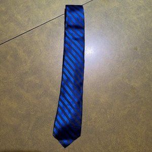 Young Men's Tie Blue Striped Nautica 100% silk